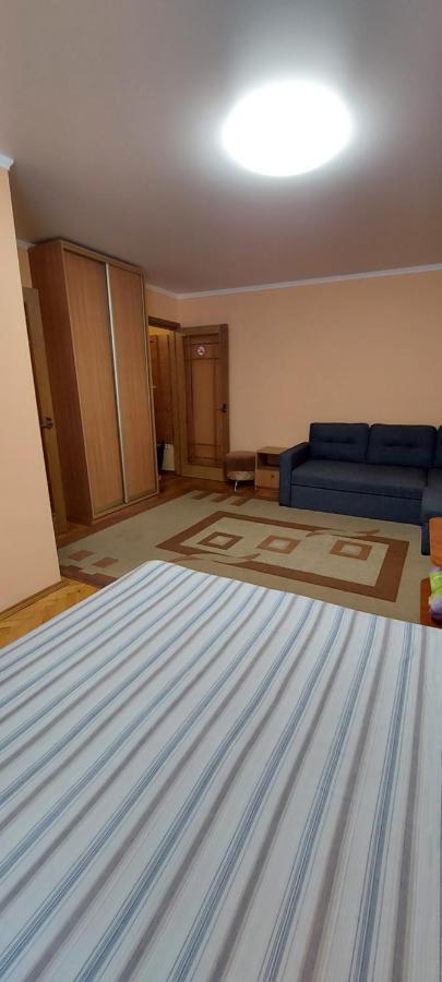 Stadionnaya 21/1 Kiev Luaran gambar